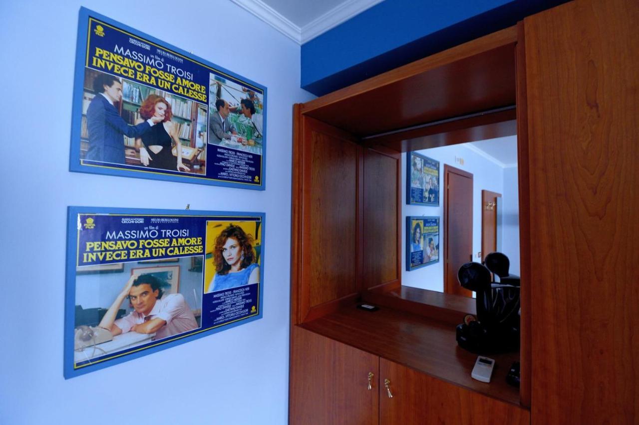 Le Cinema Bed and Breakfast Formia Buitenkant foto